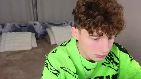 Chris online show from November 2025 03:02:01 PM