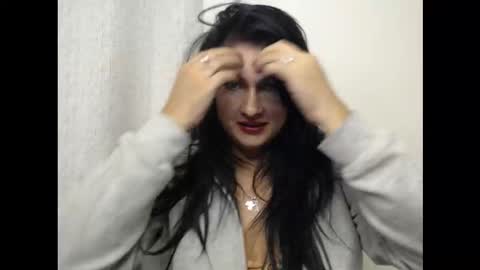 cristal_2303 online show from December 2025 04:32:01 AM