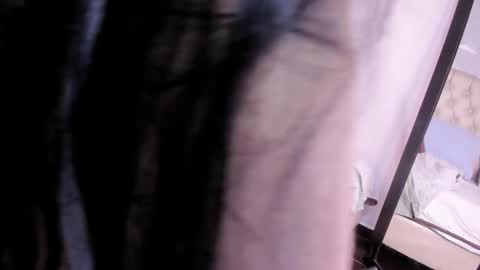 Snapshot of cristal_coopeer chatting on September 2025 12:53:01 PM Cristal yours Milf online show from September 2025 12:53:01 PM