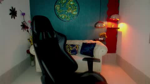 Cristal online show from November 2025 11:09:01 PM