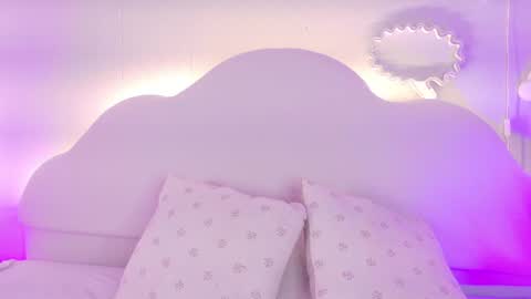 Snapshot of cristalcornner_ chatting on August 2026 01:52:02 AM Nicole Connection time 220pm-910pmCol online show from August 2026 01:52:02 AM