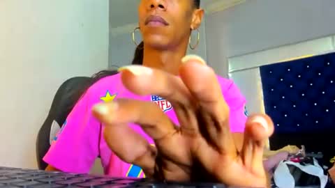 cristalhot333 online show from July 2026 11:39:02 AM