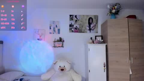 cristal online show from November 2025 12:31:02 PM