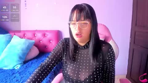 Snapshot of cristaln07 chatting on September 2025 12:54:02 PM Natis online show from September 2025 12:54:02 PM