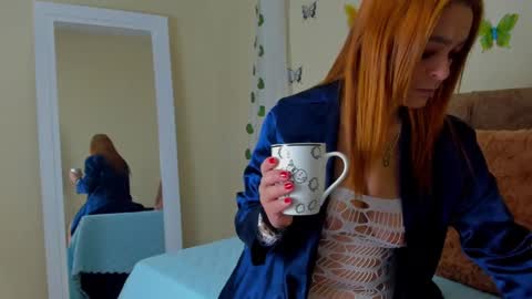 Snapshot of cristalwalker__ chatting on January 2025 12:19:02 PM cristal walker online show from January 2025 12:19:02 PM