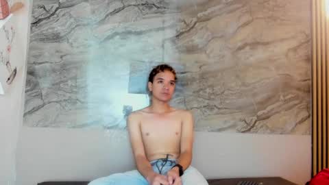 Snapshot of cristhian_cody chatting on October 2025 01:42:02 PM Cristhian online show from October 2025 01:42:02 PM