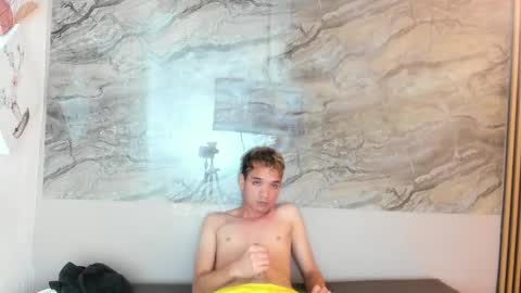 Snapshot of cristhian_cody chatting on October 2025 02:59:01 PM Cristhian online show from October 2025 02:59:01 PM
