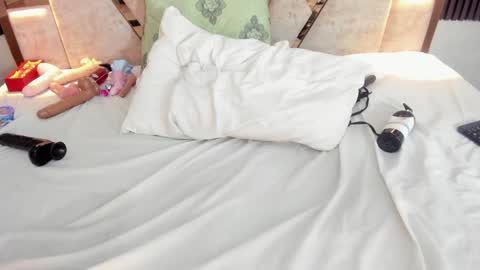 Snapshot of cristhinbrown chatting on December 2024 09:54:02 PM cristin online show from December 2024 09:54:02 PM