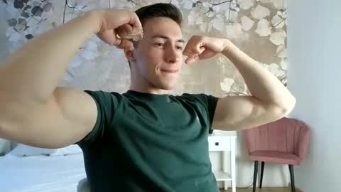 Snapshot of cristianovilla chatting on May 2026 04:23:01 PM CristianoHailey online show from May 2026 04:23:01 PM