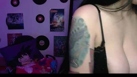 Snapshot of cristin_moon chatting on May 2026 11:24:02 PM Christina online show from May 2026 11:24:02 PM