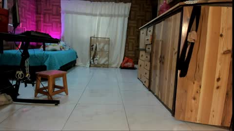 Julieta online show from April 2026 08:42:01 PM