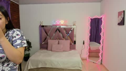 Snapshot of cristy_tay chatting on April 2026 11:36:01 AM cristy_tay online show from April 2026 11:36:01 AM
