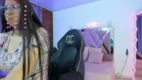 Snapshot of cristy_tay chatting on April 2026 12:08:02 PM cristy_tay online show from April 2026 12:08:02 PM