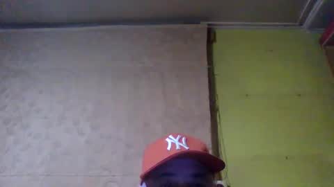 Snapshot of crmperez chatting on September 2025 11:31:02 PM crmperez online show from September 2025 11:31:02 PM