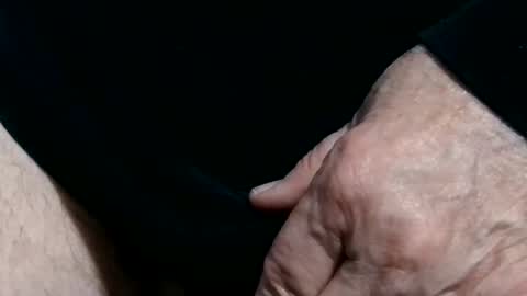 Snapshot of crockerbear11 chatting on March 2026 04:47:01 PM crockerbear11 online show from March 2026 04:47:01 PM