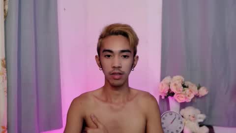 crocodale online show from November 2025 09:39:02 PM