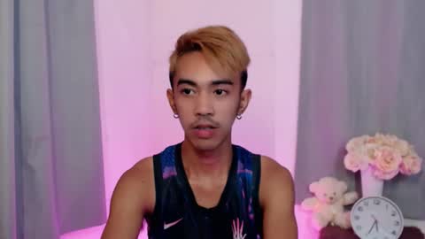 crocodale online show from November 2025 02:06:01 PM