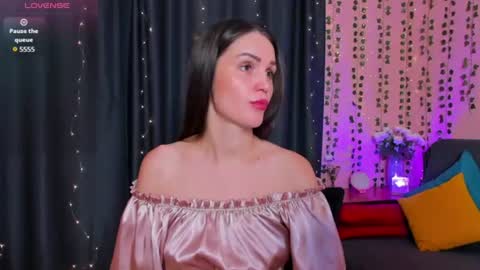 Snapshot of cross_the_line chatting on July 2026 05:23:02 AM xx Amina xx online show from July 2026 05:23:02 AM