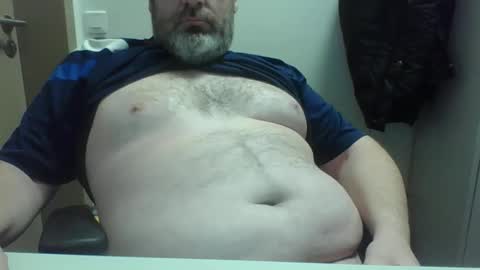 Crouch1 online show from January 2026 09:57:02 AM