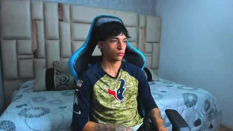 Snapshot of croy_myer chatting on March 2026 10:06:01 AM Croy online show from March 2026 10:06:01 AM