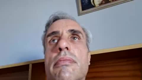 Snapshot of crucut80 chatting on December 2024 02:27:01 PM Crucut online show from December 2024 02:27:01 PM