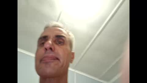 Snapshot of crucut80 chatting on December 2024 07:31:02 PM Crucut online show from December 2024 07:31:02 PM