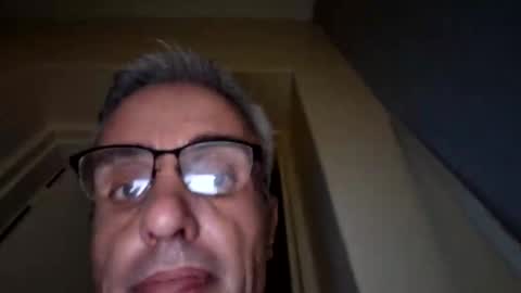 Snapshot of crucut80 chatting on January 2025 03:23:02 AM Crucut online show from January 2025 03:23:02 AM