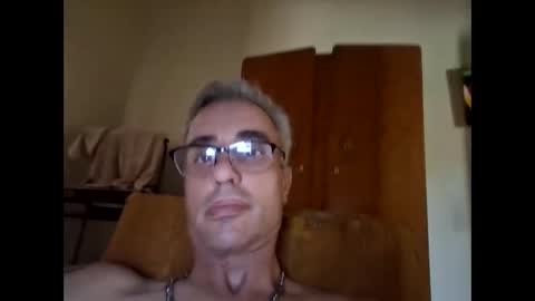Snapshot of crucut80 chatting on January 2025 07:17:02 AM Crucut online show from January 2025 07:17:02 AM