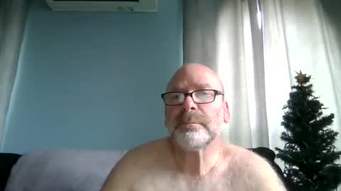 Snapshot of cruising_guy chatting on April 2026 12:33:02 PM fun guy online show from April 2026 12:33:02 PM