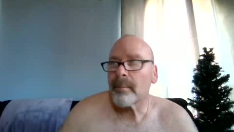 Snapshot of cruising_guy chatting on June 2026 11:57:02 AM fun guy online show from June 2026 11:57:02 AM