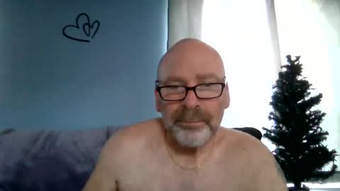 Snapshot of cruising_guy chatting on June 2026 12:38:02 PM fun guy online show from June 2026 12:38:02 PM