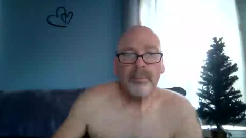 Snapshot of cruising_guy chatting on August 2026 12:54:02 PM fun guy online show from August 2026 12:54:02 PM