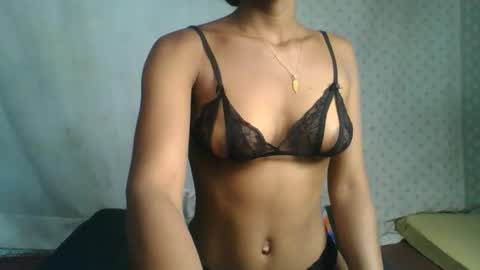 crush069 online show from November 2025 12:16:02 PM