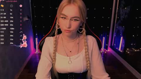 Snapshot of crybambi chatting on April 2026 07:14:02 AM crybambi online show from April 2026 07:14:02 AM