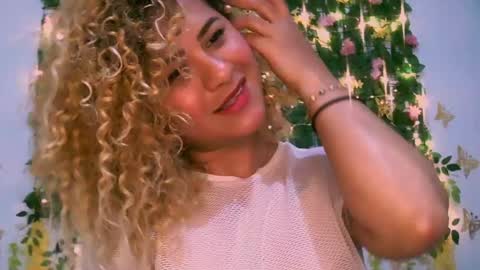 crysrus online show from December 2024 01:51:01 AM