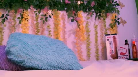 crysrus online show from January 2025 01:04:01 AM