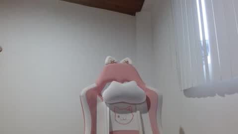 Crystal Blaze online show from September 2025 10:59:01 AM