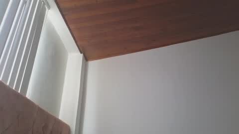 Crystal Blaze online show from October 2025 12:15:02 PM