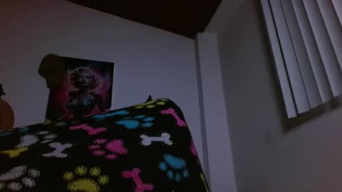 Crystal Blaze online show from February 2026 09:10:02 AM