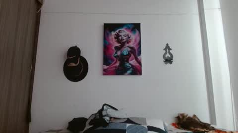 Crystal Blaze online show from March 2026 03:33:01 PM