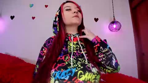 Snapshot of crystalbaby00 chatting on June 2026 03:04:01 AM Hi I am Luz 3 online show from June 2026 03:04:01 AM