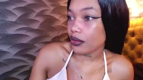 Snapshot of crystalbrooke3x chatting on October 2025 10:41:02 PM Crystal online show from October 2025 10:41:02 PM