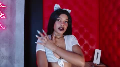 Snapshot of crystalbrooke3x chatting on November 2025 07:59:02 PM Crystal online show from November 2025 07:59:02 PM