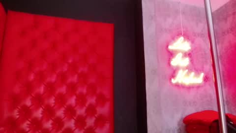 Snapshot of crystalbrooke3x chatting on November 2025 10:04:02 PM Crystal online show from November 2025 10:04:02 PM