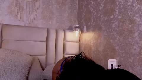 Crystal online show from March 2026 09:51:02 PM