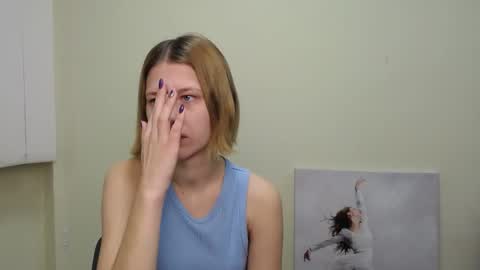 Stella online show from December 2024 07:28:01 AM