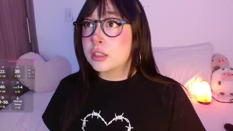 Olivia  online show from December 2025 11:42:01 PM