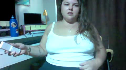 Snapshot of crystalizzzee chatting on September 2025 02:19:01 PM Herekittykitty69 online show from September 2025 02:19:01 PM