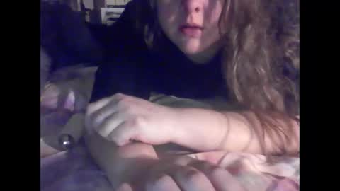 Snapshot of crystalizzzee chatting on February 2026 10:16:01 AM Herekittykitty69 online show from February 2026 10:16:01 AM