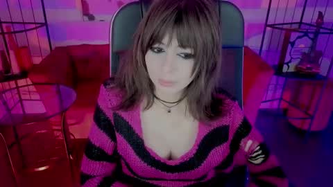 crystallbloom online show from February 2026 04:12:02 PM